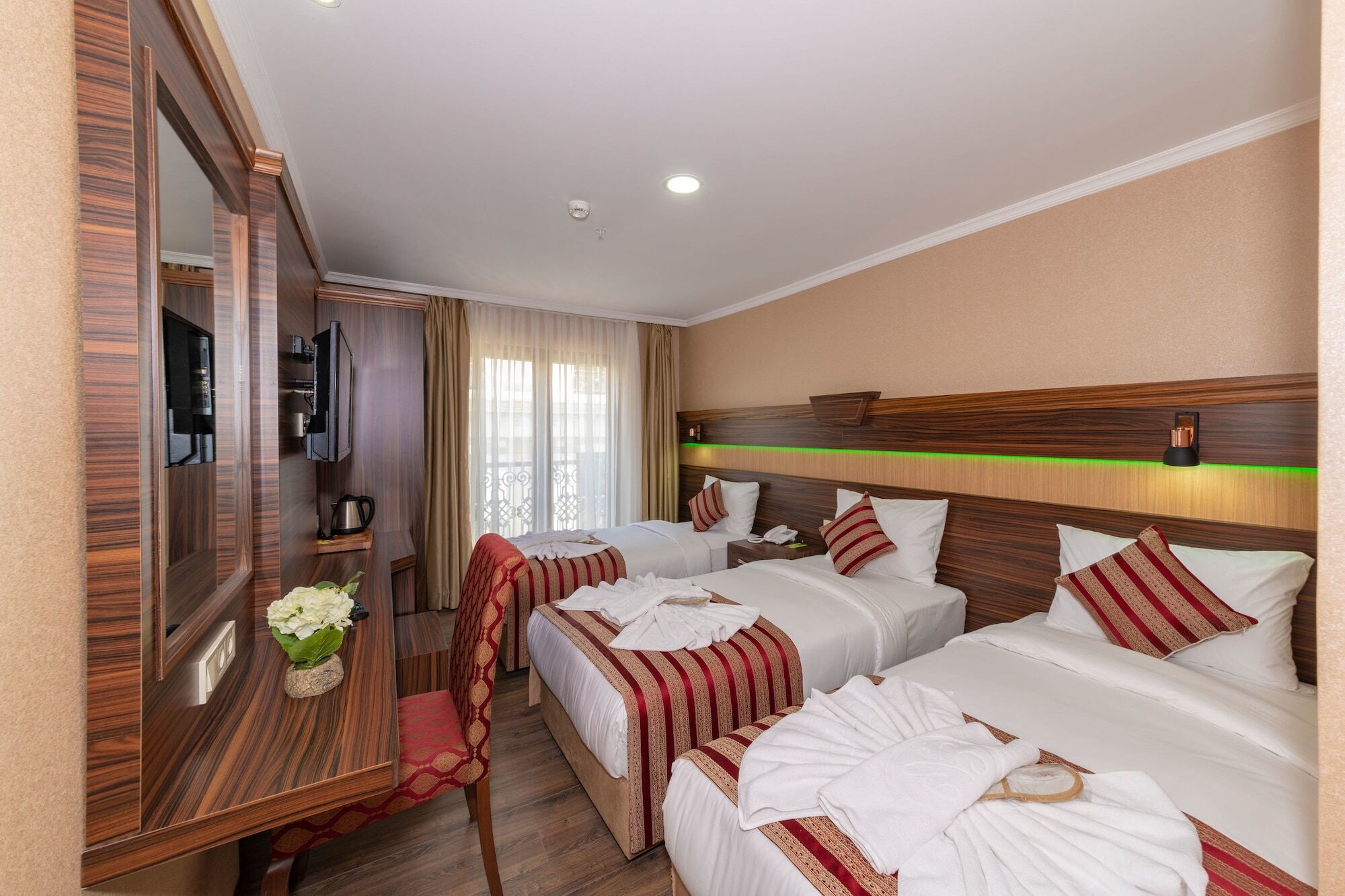 Vision Deluxe Hotel Istanbul Exterior photo